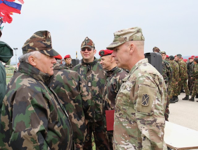 10th AAMDC commander meets with Hungarian Allies