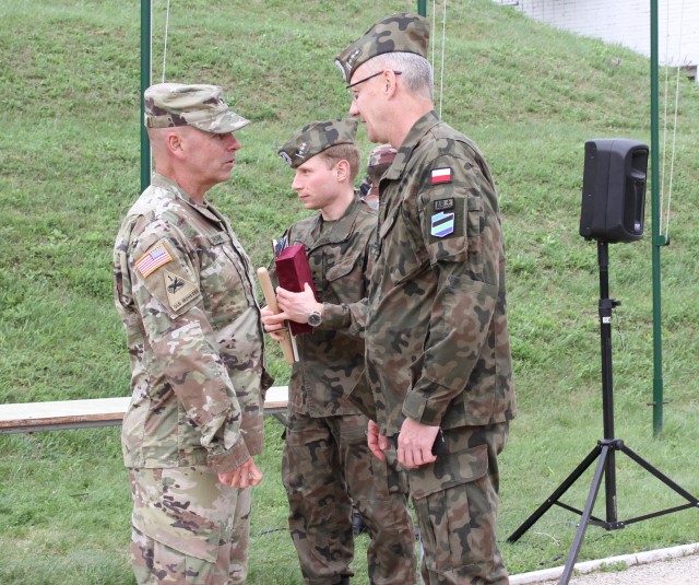10th AAMDC Command meets with Polish Allies