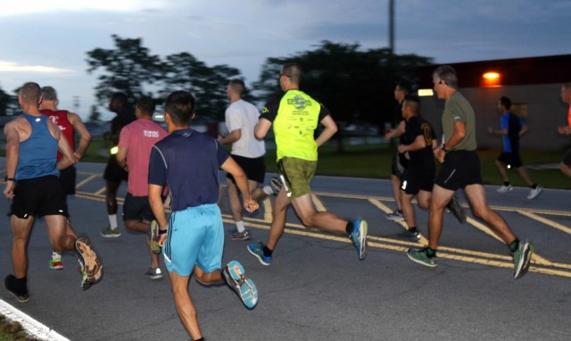 FSGA/HAAF MWR kicks off annual Army 10-miler team tryouts