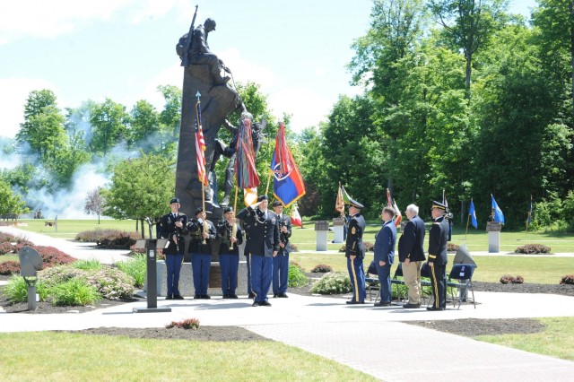 Fort Drum community honors fallen Soldiers at Mountain Remembrance Ceremony