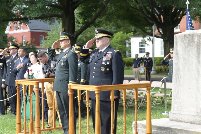 South Korean Army General Recognized for Service