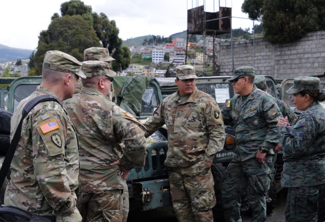 Kentucky Guard maintenance team visits Ecuadorian military