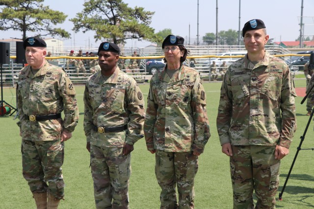 Medical Brigade Changes Leadership