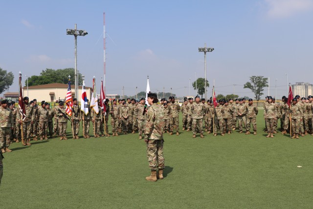 Medical Brigade Changes Leadership