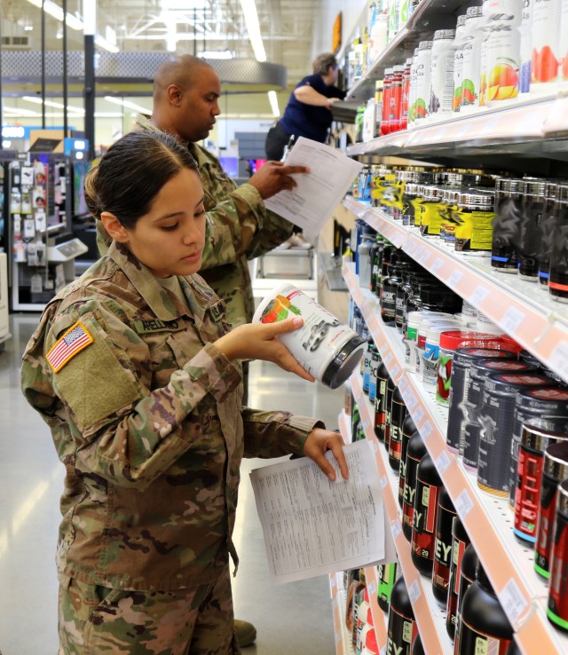 109th Vet inspects