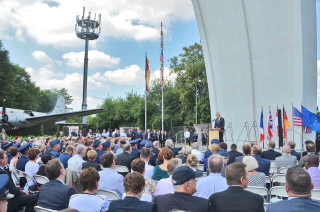 Allied partners pay tribute on Berlin Airlift's 70th Anniversary
