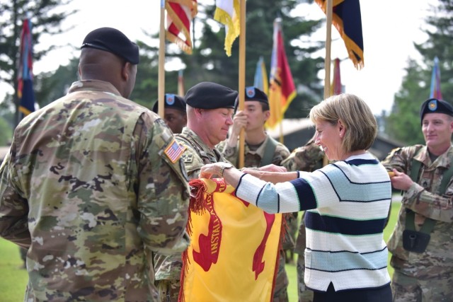 Casing of the USAG Camp Red Cloud colors