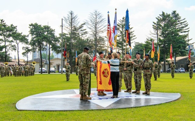 Casing of the USAG Camp Red Cloud colors