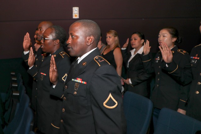 New Americans Swear In 