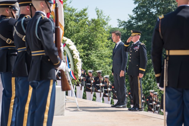 Netherlands Prime Minister lays wreath at Arlington National Cemetery