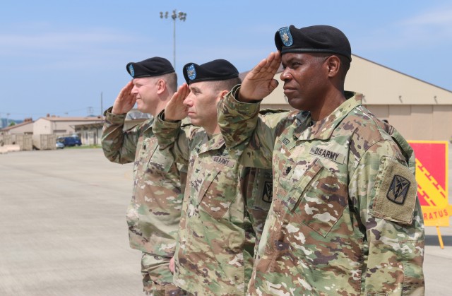 6-52 ADA change of command highlights readiness and modernization 