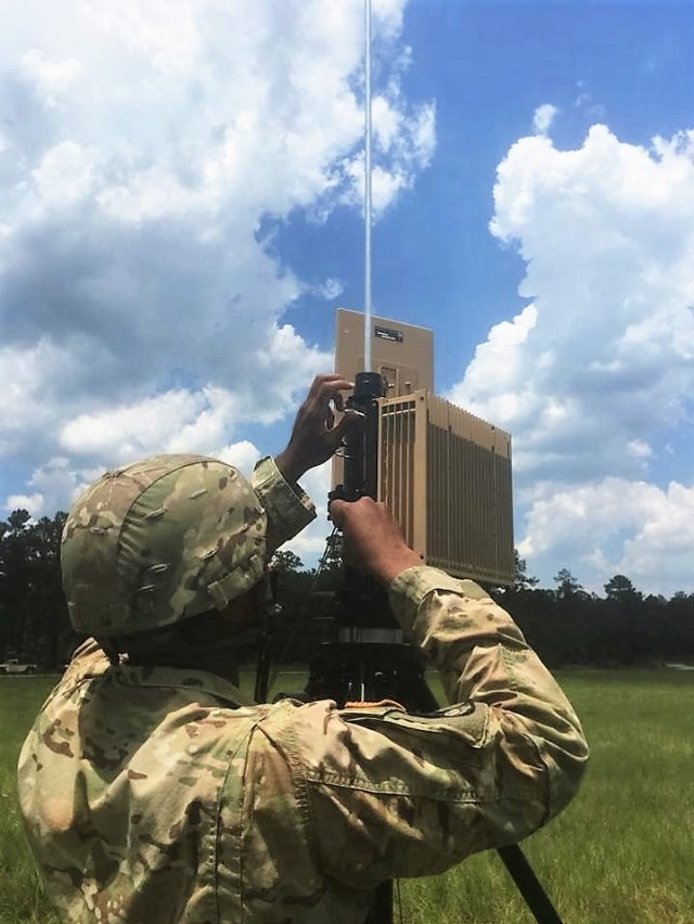 Army fields first unit with TRILOS radio