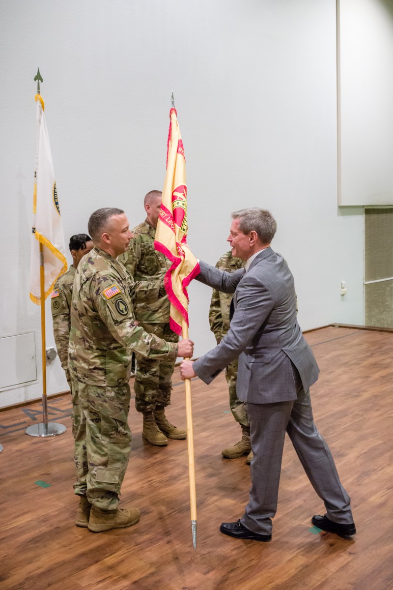 Garrison Welcomes New Leadership Team | Article | The United States Army