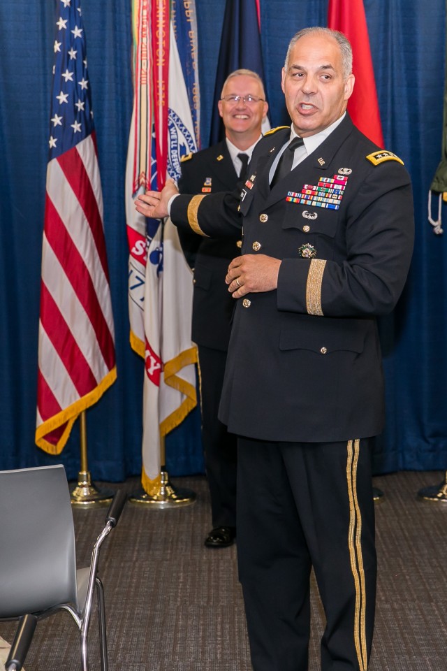 ACC commander receives secont star