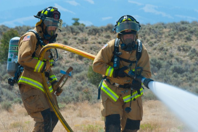 Colo. National Guard helicopter crews who fought Spring Fire return to base