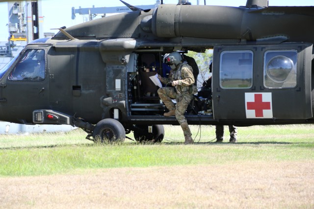MEDEVAC flight safety brief during RIMPAC