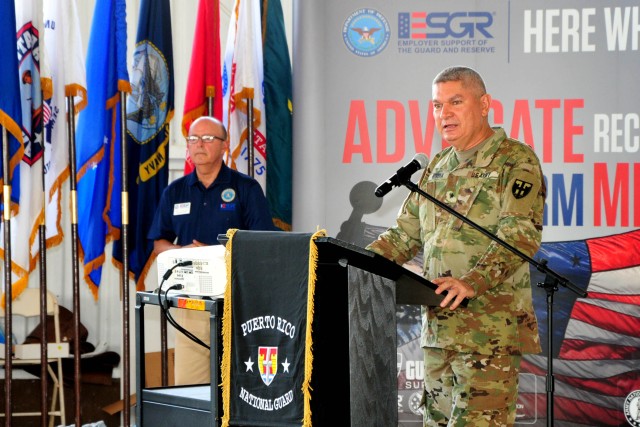 Employers have a taste of the Military at Bosslift 2018