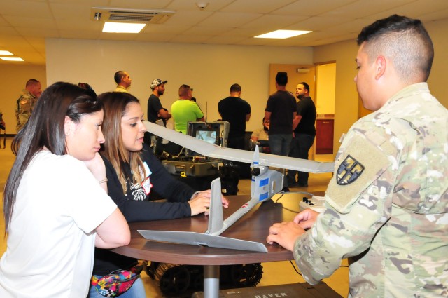 Employers have a taste of the Military at Bosslift 2018
