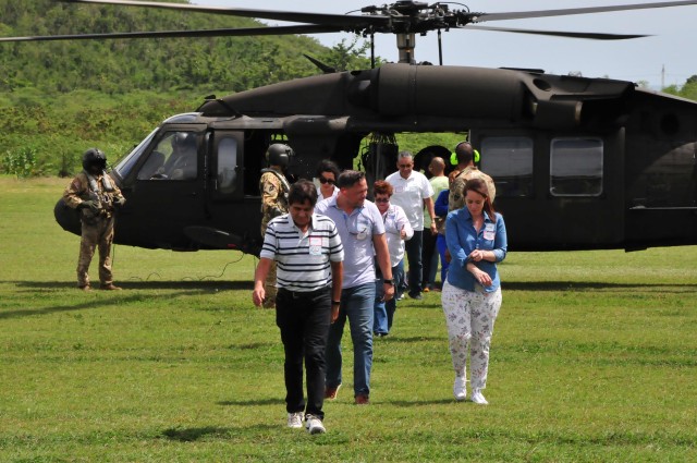 Employers have a taste of the Military at Bosslift 2018
