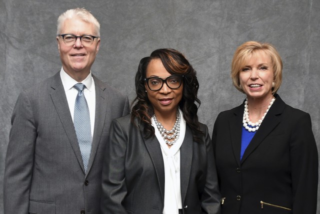 USASAC Protocol Officer Rose Wiley (center)