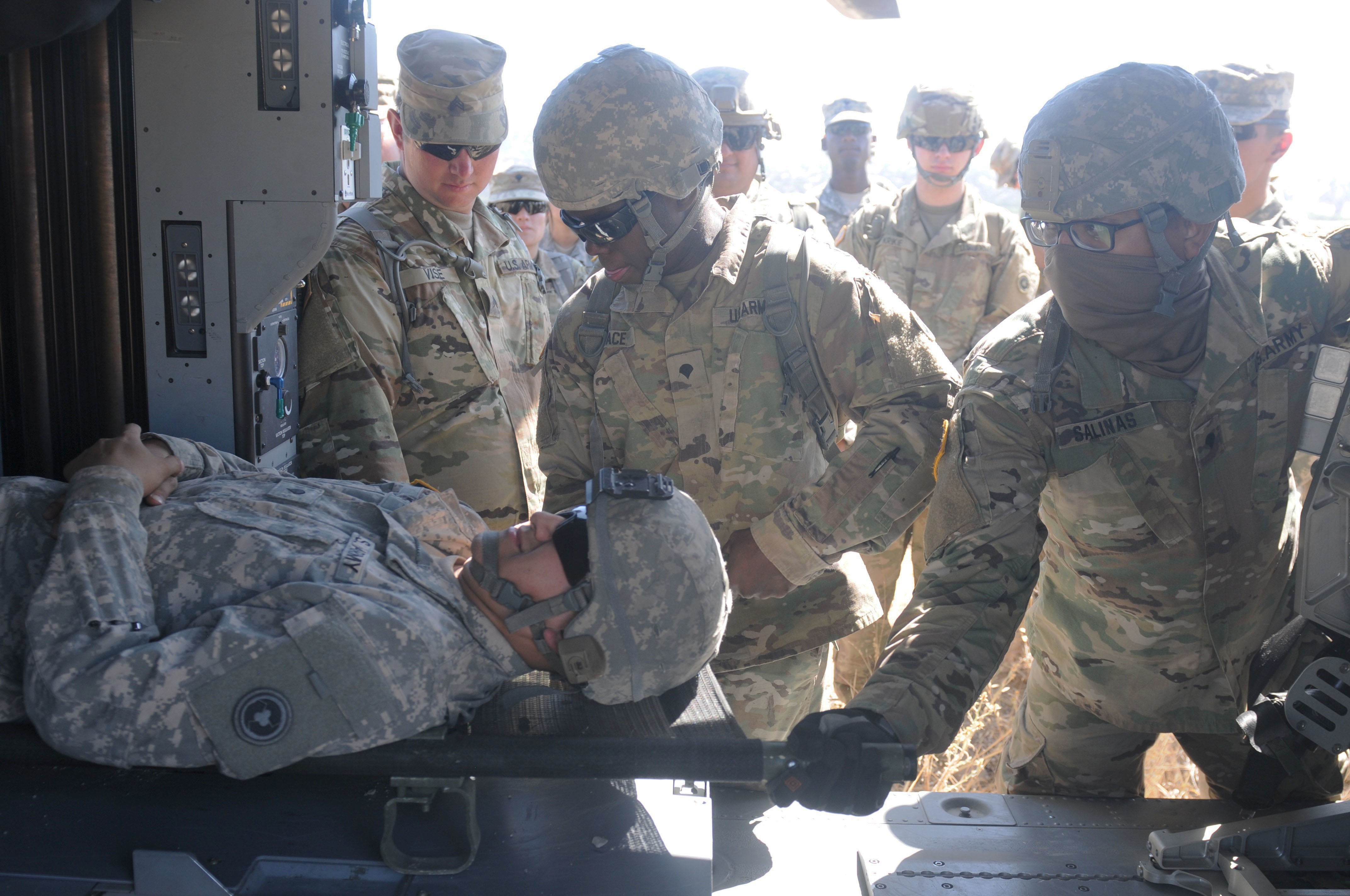 MEDEVAC 101: Army Reserve Soldiers train on the fly | Article | The ...