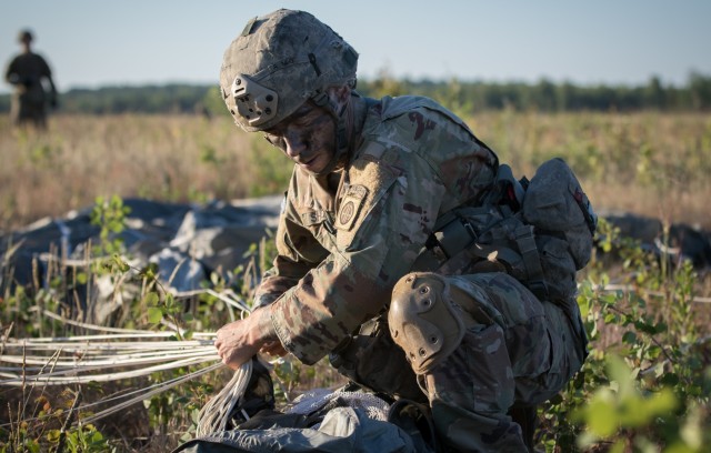 82nd Airborne Division descends on Baltics