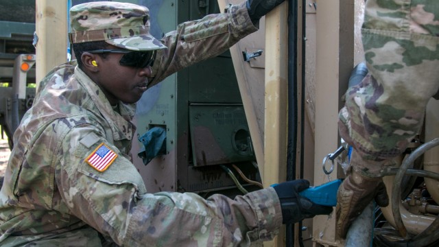 226th CSC Soldiers Provide Purified Water For Saber Strike 18