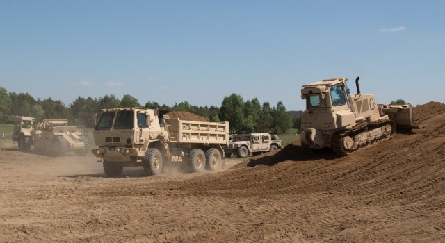 Polish, US Engineers clear a path for training in Poland