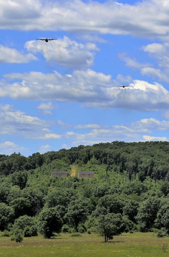 C-130s, crews complete CDS airdrop at Fort McCoy for Patriot North 2018