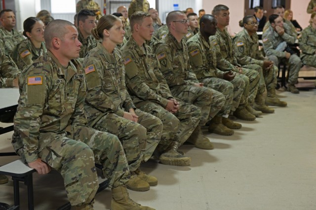 Secretary of the Army pays visit to 38th ID Guard members