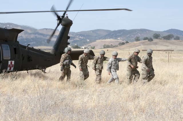7-158 Aviation teaches MEDEVAC at CSTX91-18-01