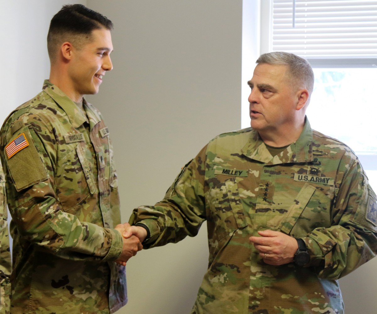 Milley Recognizes Bayonet Soldiers | Article | The United States Army