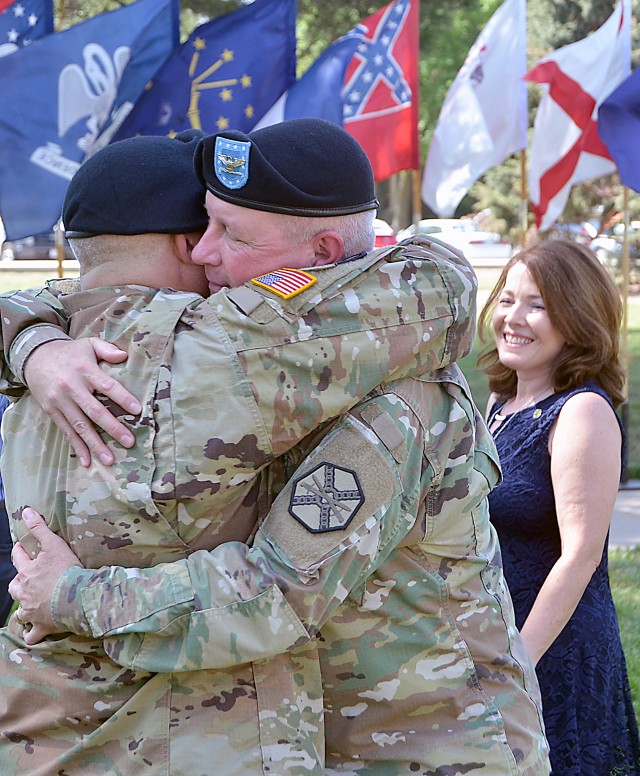 Fort Riley bids farewell to garrison commander, welcomes new leader