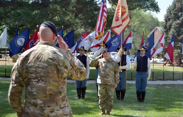 Fort Riley bids farewell to garrison commander, welcomes new leader