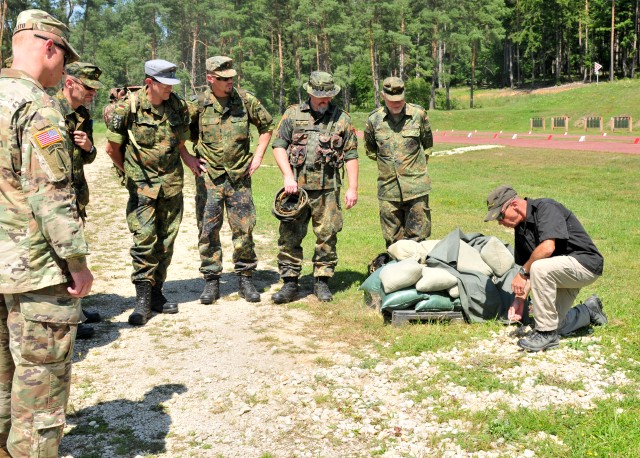 US Soldiers train with German Army Reserve soldiers