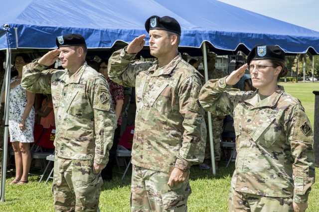 Honolulu District gets first female commander | Article | The United ...