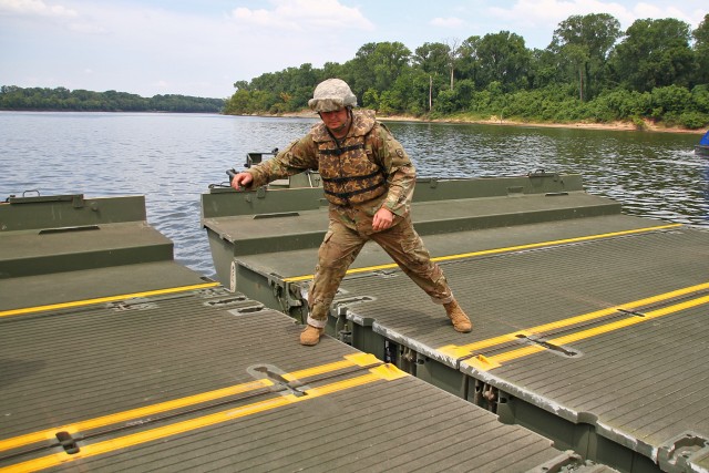 Kentucky bridge company plays crucial role in large exercise