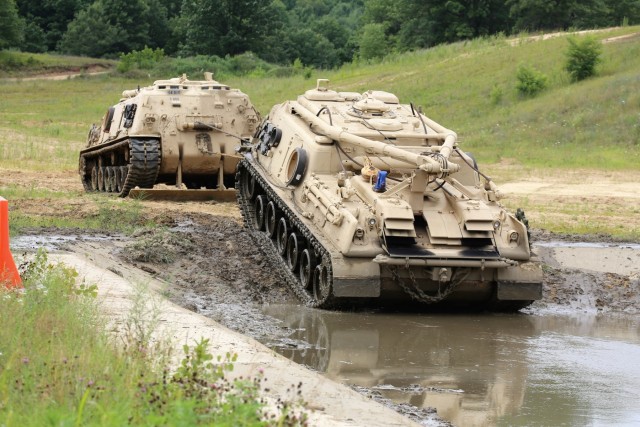 Tracked Vehicle Recovery Course students train at Fort McCoy