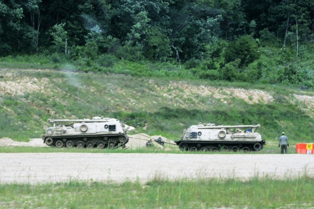 Tracked Vehicle Recovery Course students train at Fort McCoy