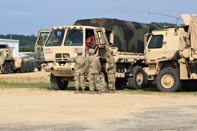 Thousands training in 86th Training Division's CSTX 86-18-02 at Fort ...