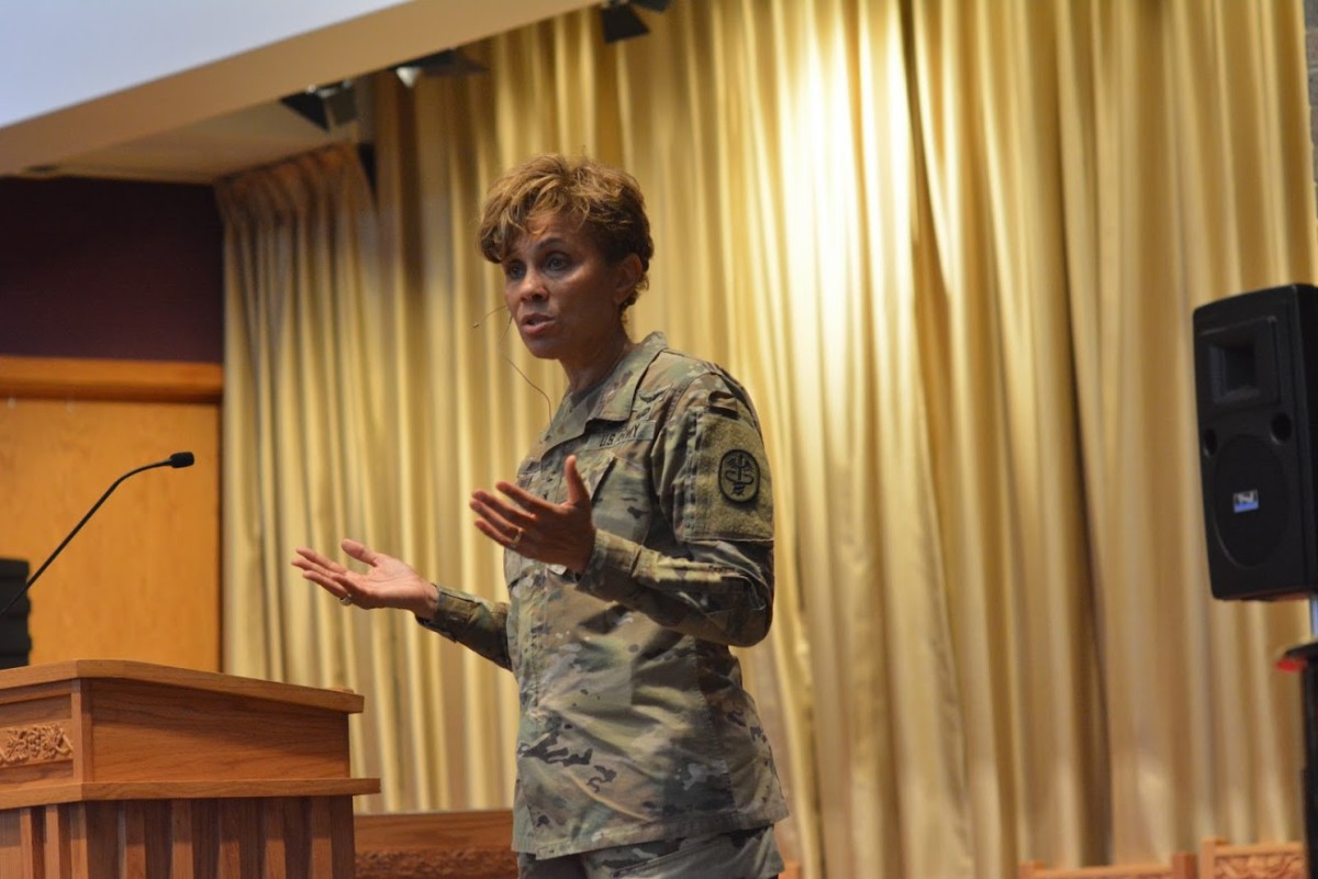 Army Surgeon General makes house call on Fort Jackson Article The