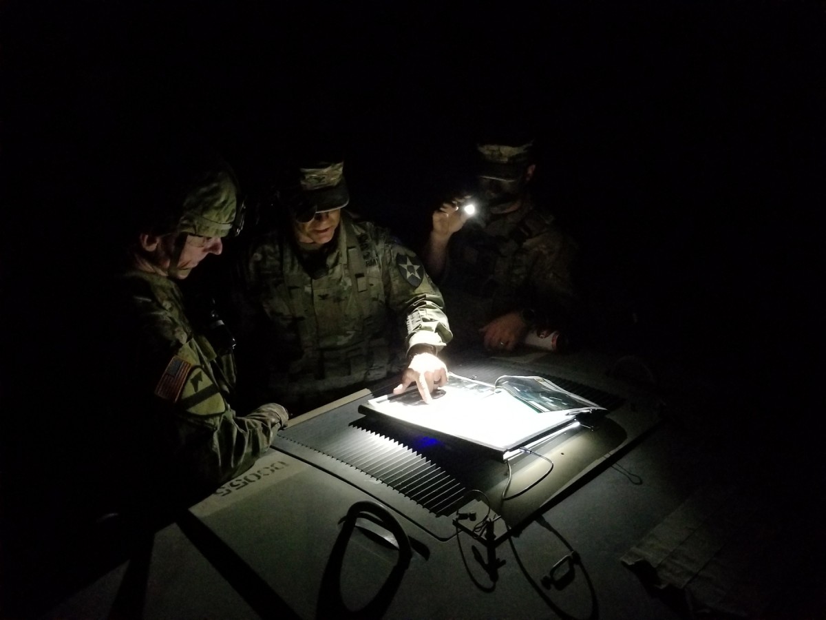 Lancer 6 Briefs an Operational Overview to Courage 6 during Emergency ...