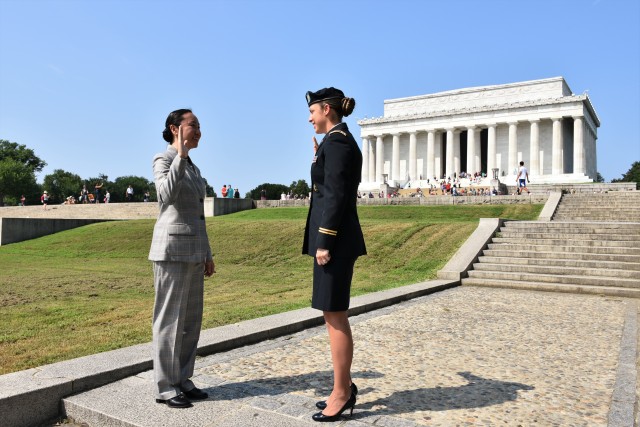 US Army Doctor Swears In on Steps of Lincoln Memorial