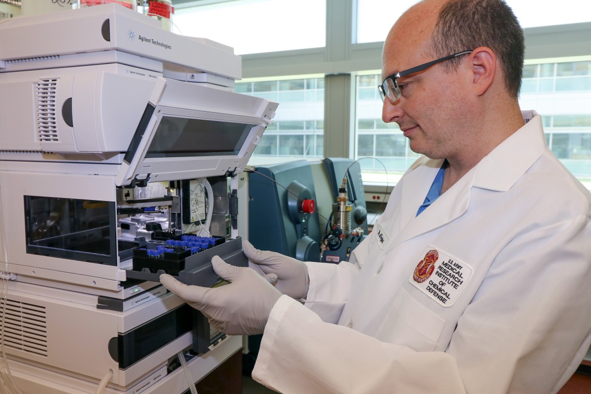 USAMRICD First DOD Laboratory Credentialed for High Complexity