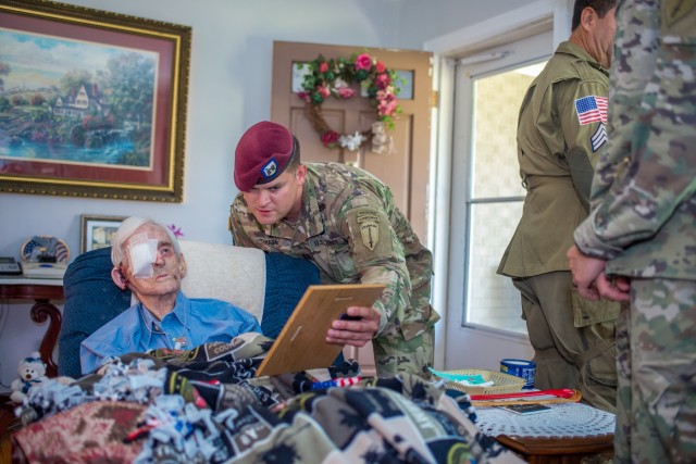 1-507th and Liberty Jump Team visit World War II Veteran