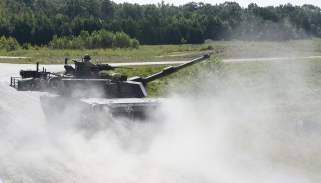 Local Marines host tank gunnery competition at Fort Knox range