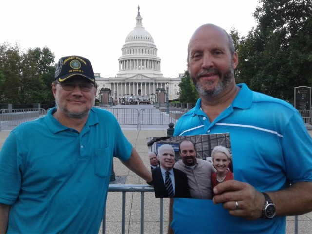 Americans pay tribute to Sen. McCain at Capitol
