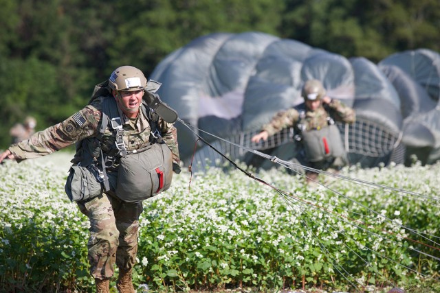 International static line parachute training