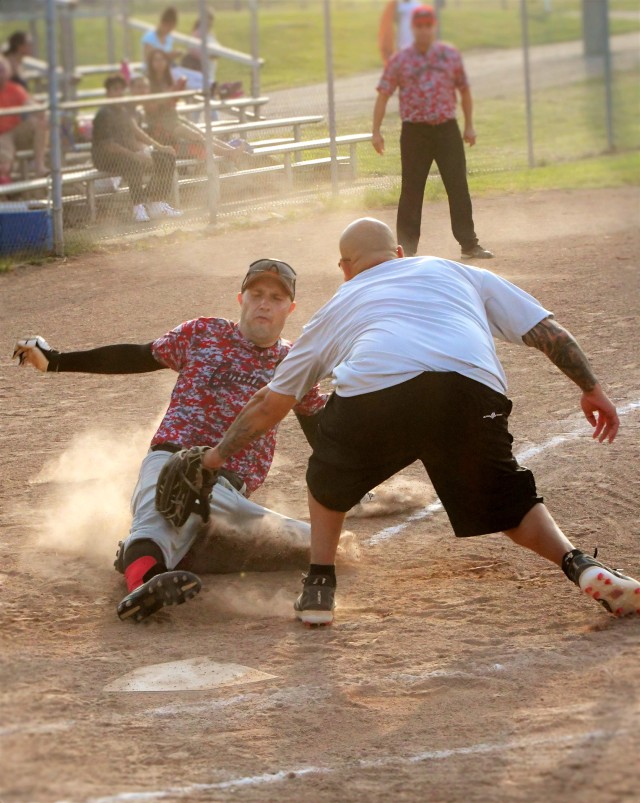 Softball Championship 04