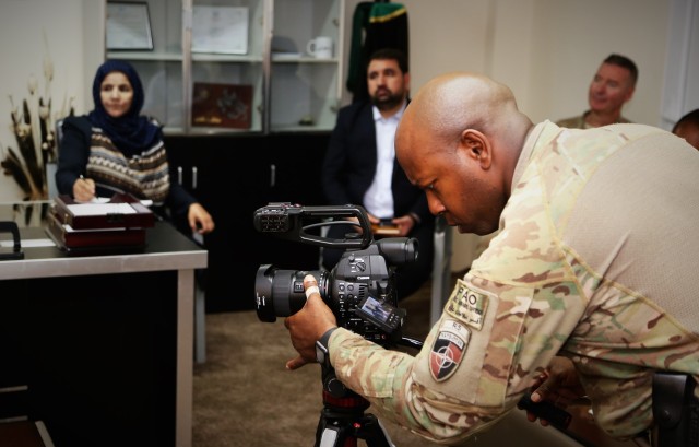 Army equips first unit with new tactical media kits